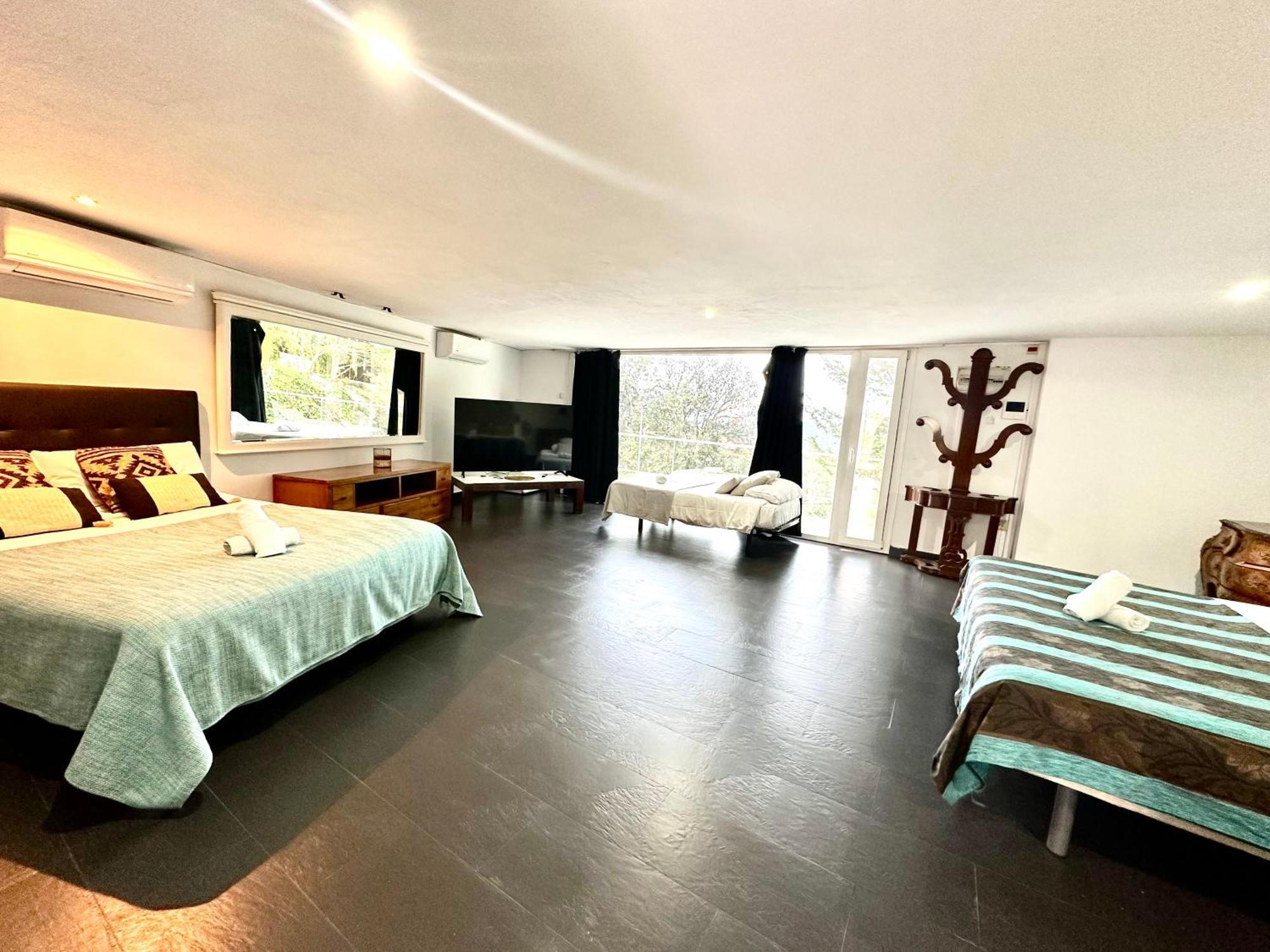 Aya House Hotell La Floresta Pearson Exteriör bild